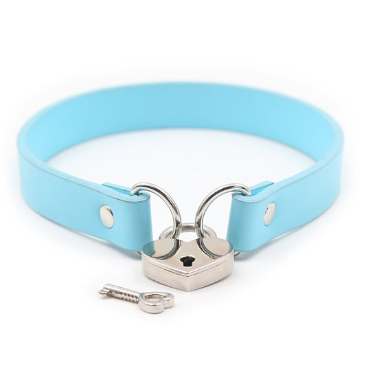 Ple'sur PVC Collar With Heart Lock & Key Aqua Bag Packaging